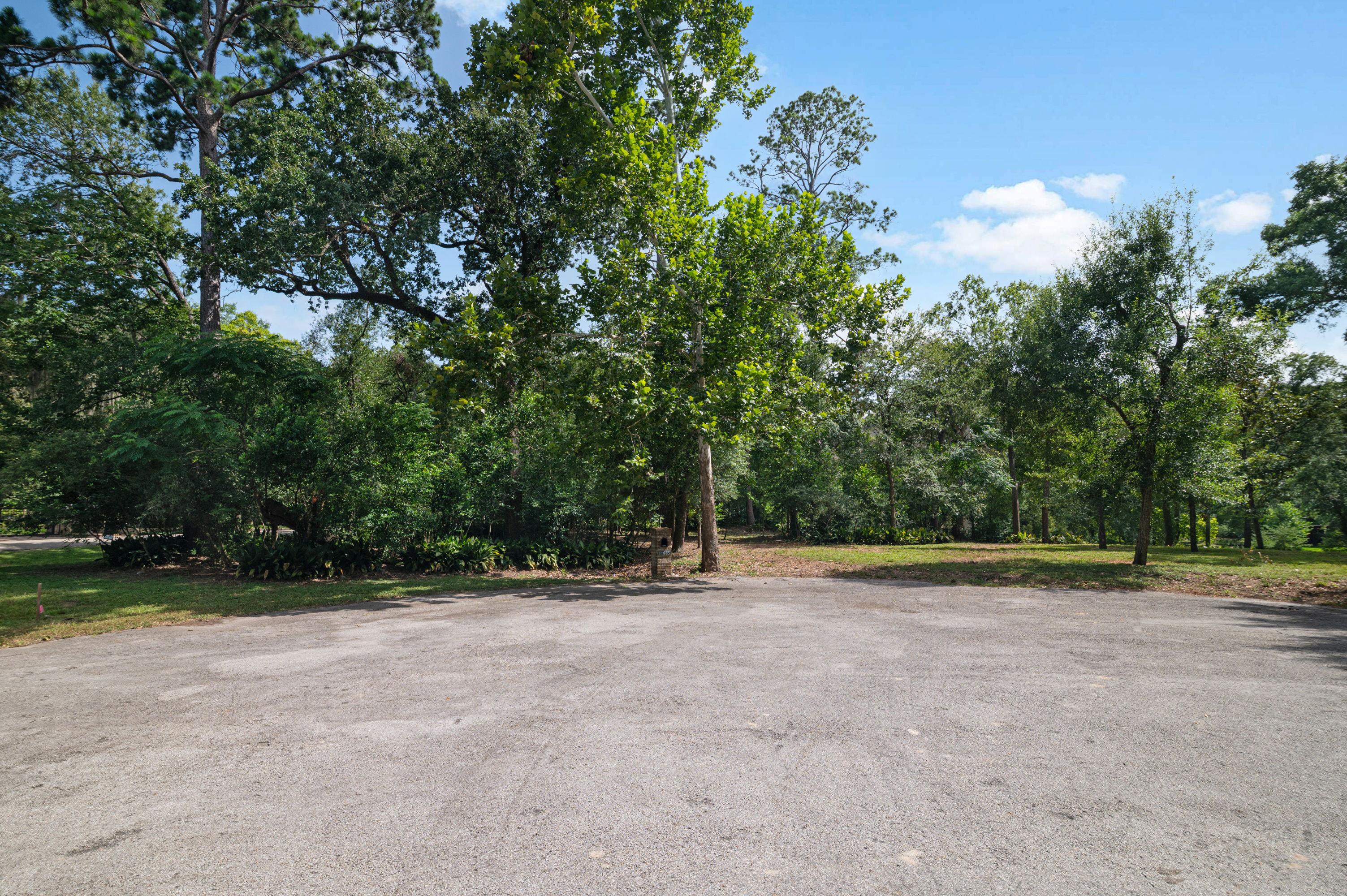 11685 Arrowwood Cir — waterfront estate lot, view 10