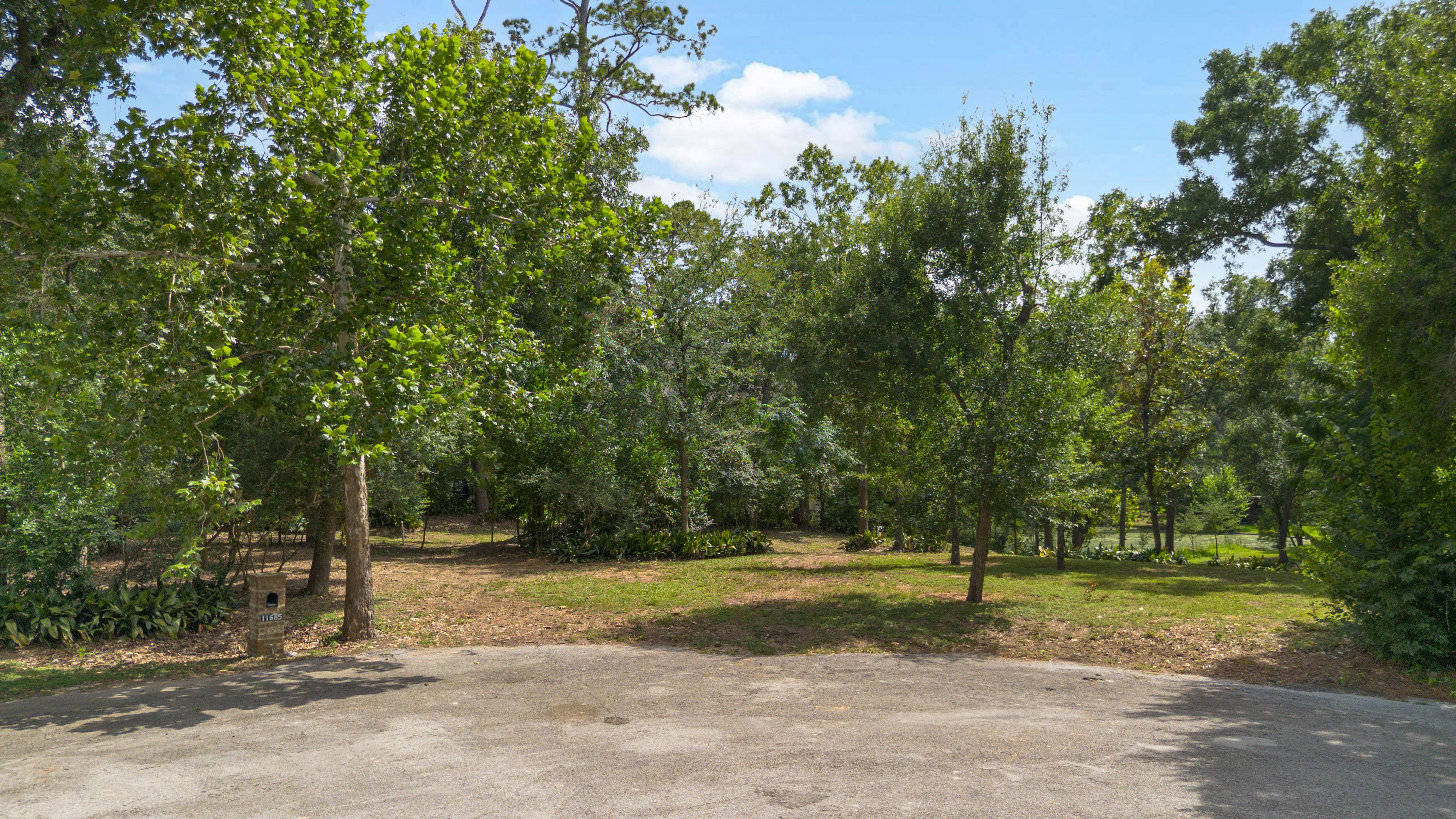 Piney Point Village setting